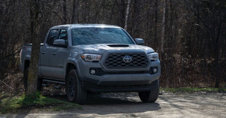 Weight & Payload Capacity  of Toyota Tacoma (2023)